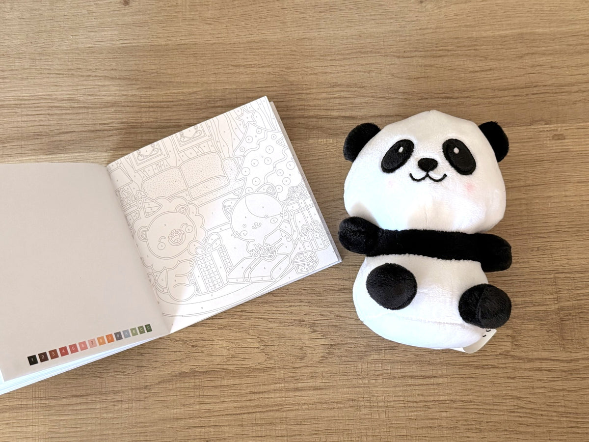 Coffret Cozy : Livre de coloriage & sa peluche panda