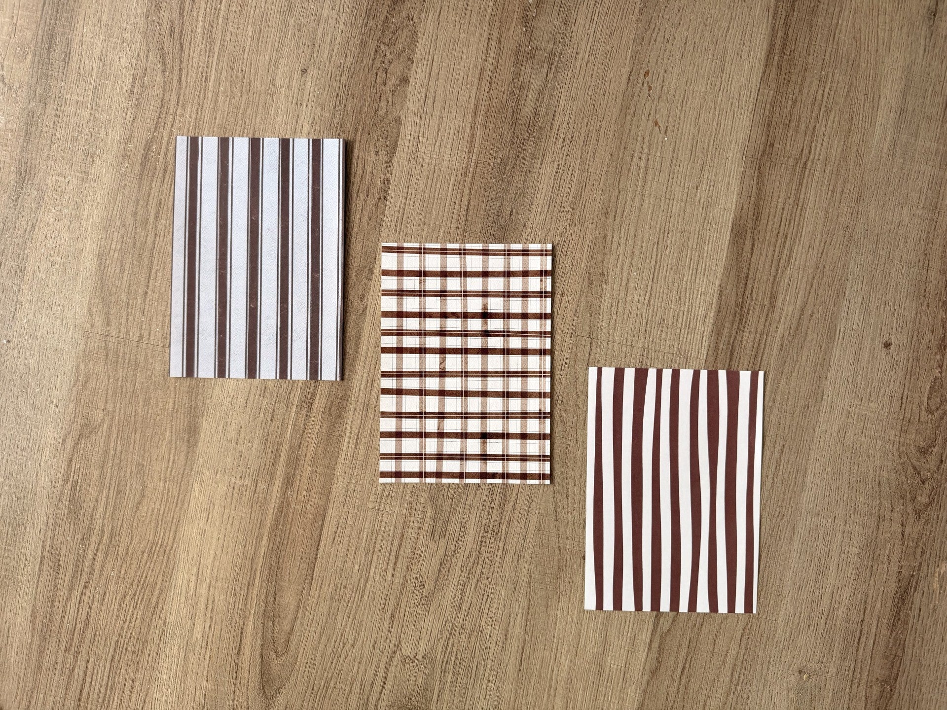 Lot de 8 papiers créatifs recto verso