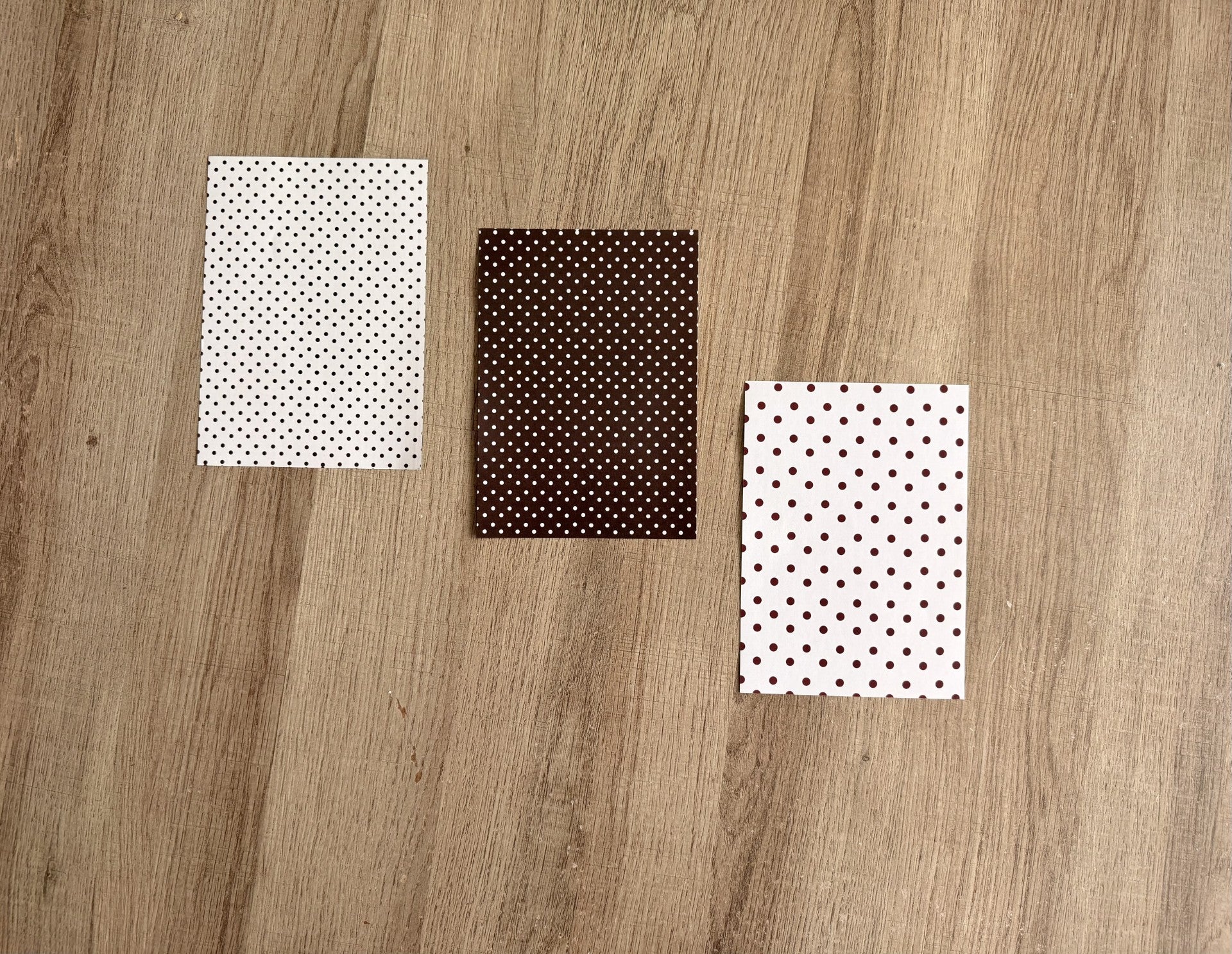 Lot de 8 papiers créatifs recto verso